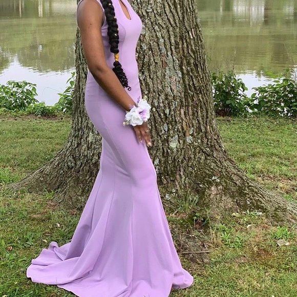 Lilac Prom dress - Picture 1 of 6